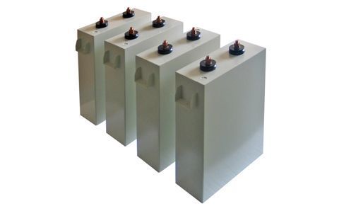 如何區(qū)分電容器的正負(fù)極？